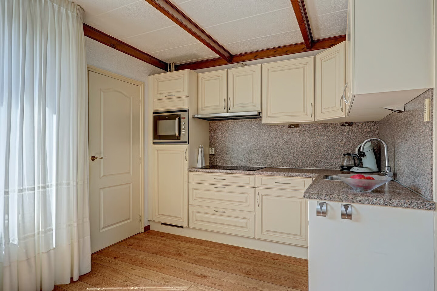 Tussenwoning te koop: Boonakkersteeg 4B, Egmond-Binnen