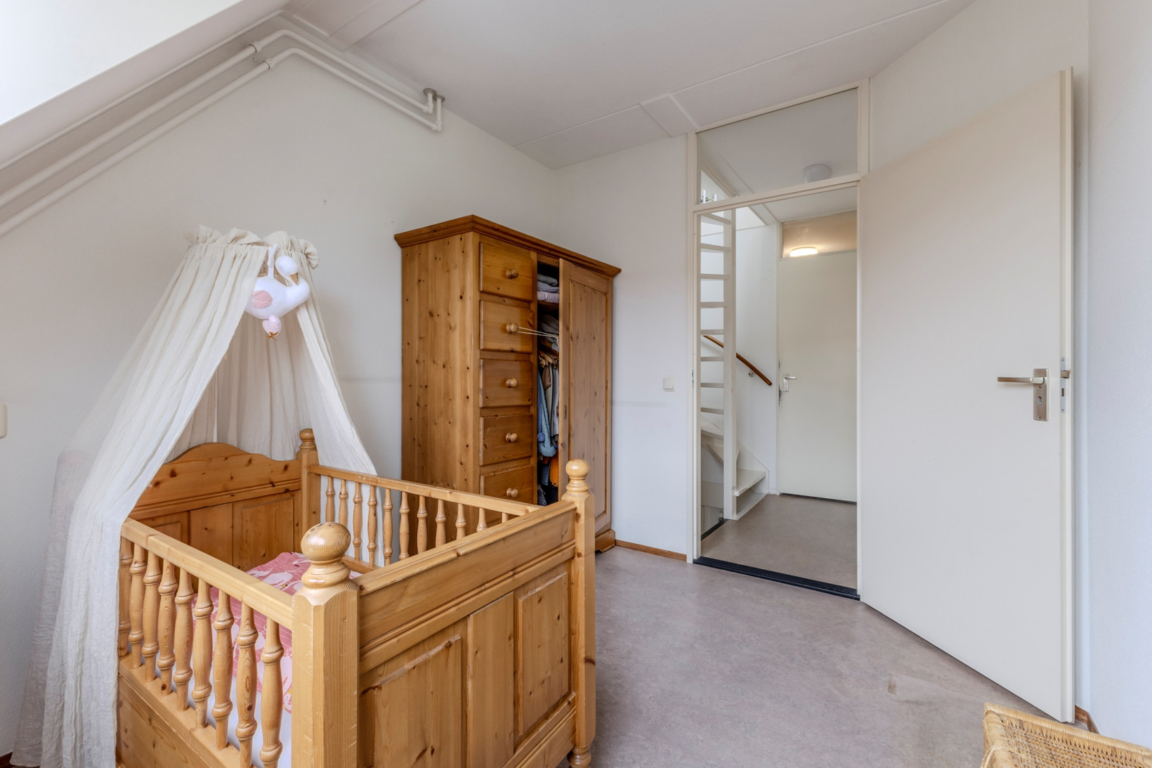 Tussenwoning te koop: Snoeckenburg 11, Egmond-Binnen