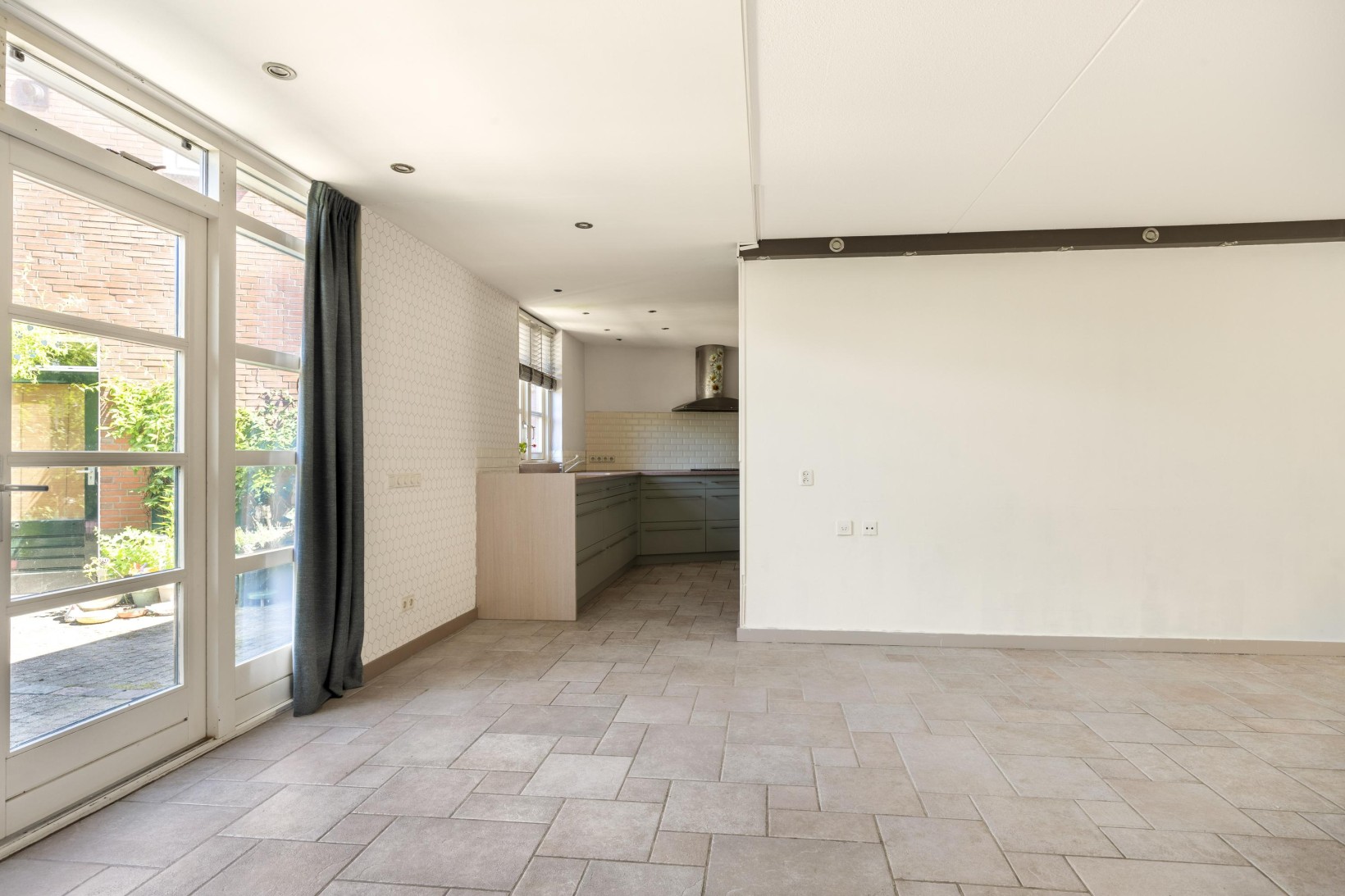 Tussenwoning te koop: Patersweg 7, Beverwijk