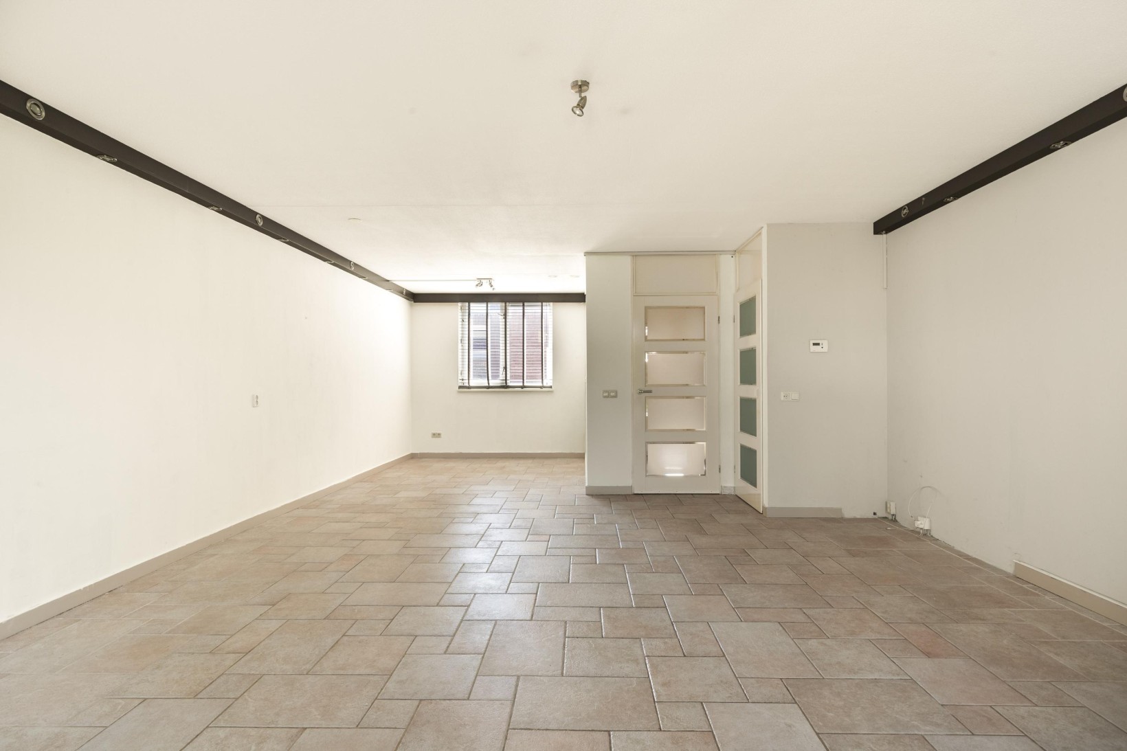 Tussenwoning te koop: Patersweg 7, Beverwijk