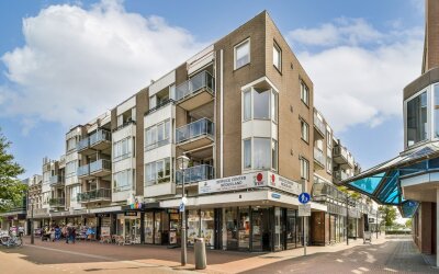 Raadhuisstr. 13