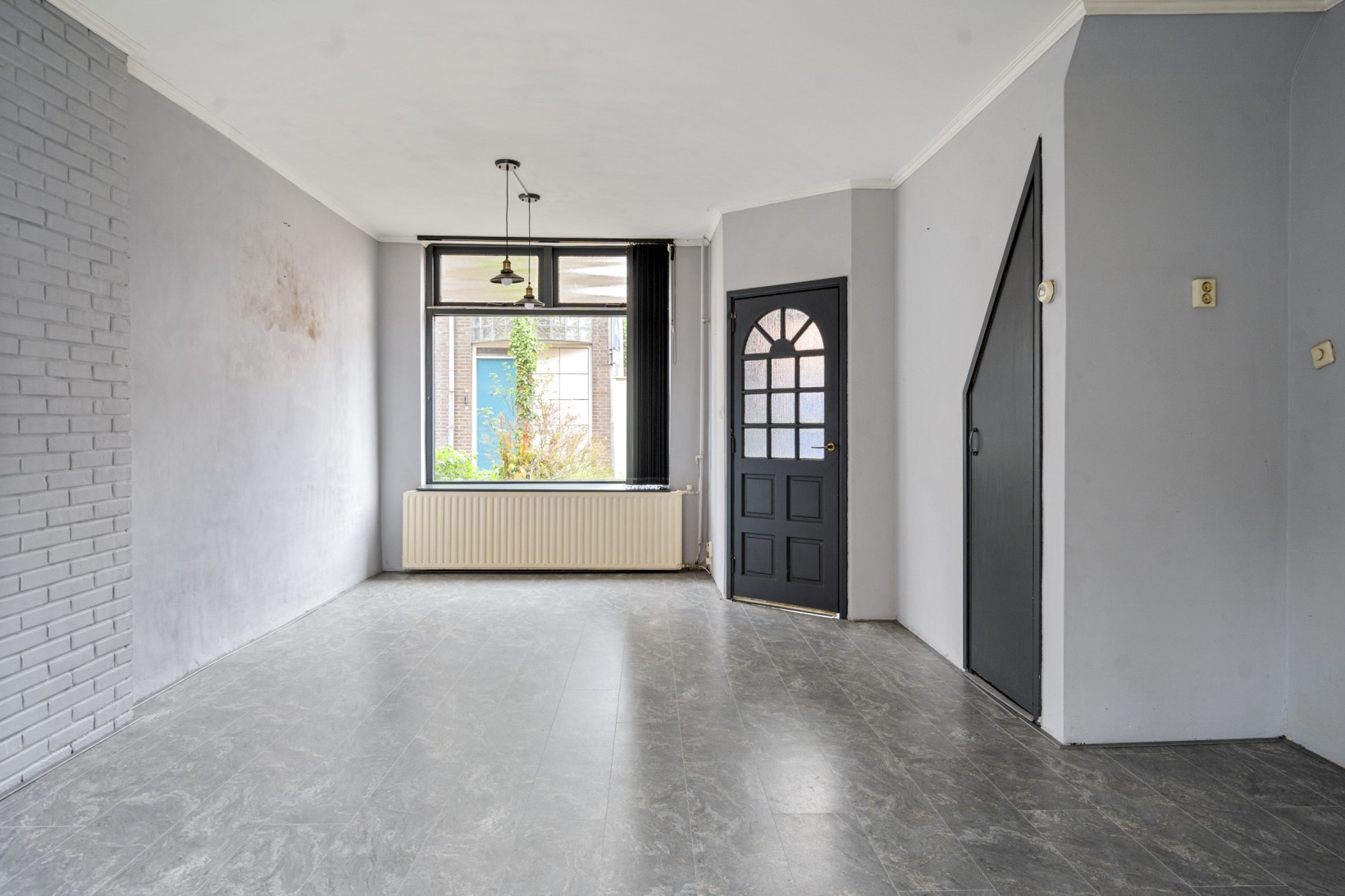 Twee-onder-één-kap te koop: Dierluststraat 14, Beverwijk