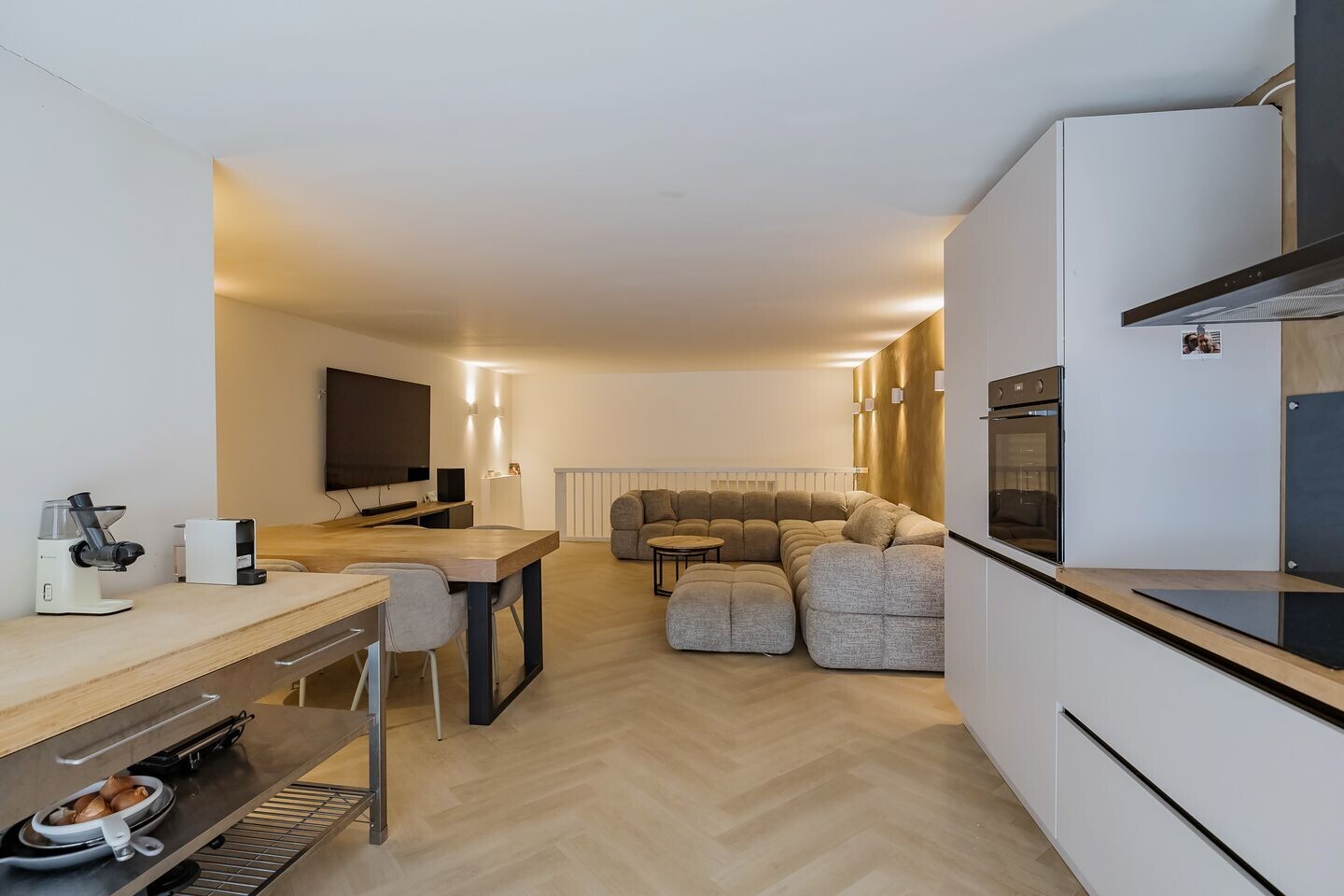 Appartement te koop: Meerstraat 12B, Beverwijk