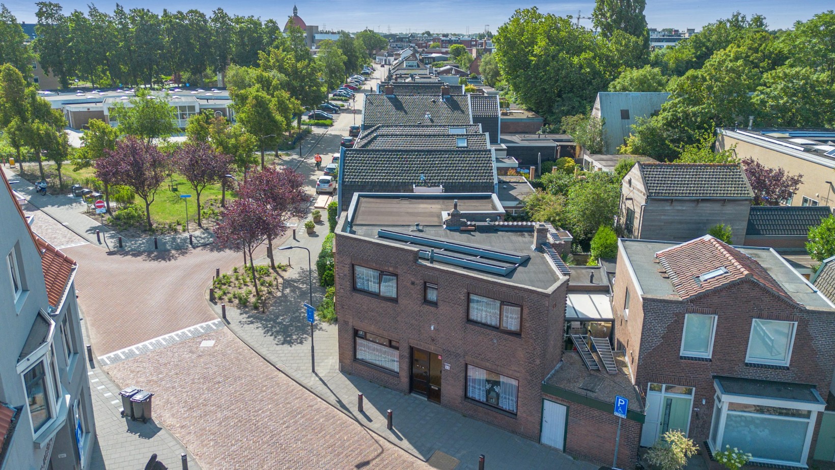 Tussenwoning te koop: Romerkerkweg 12, Beverwijk
