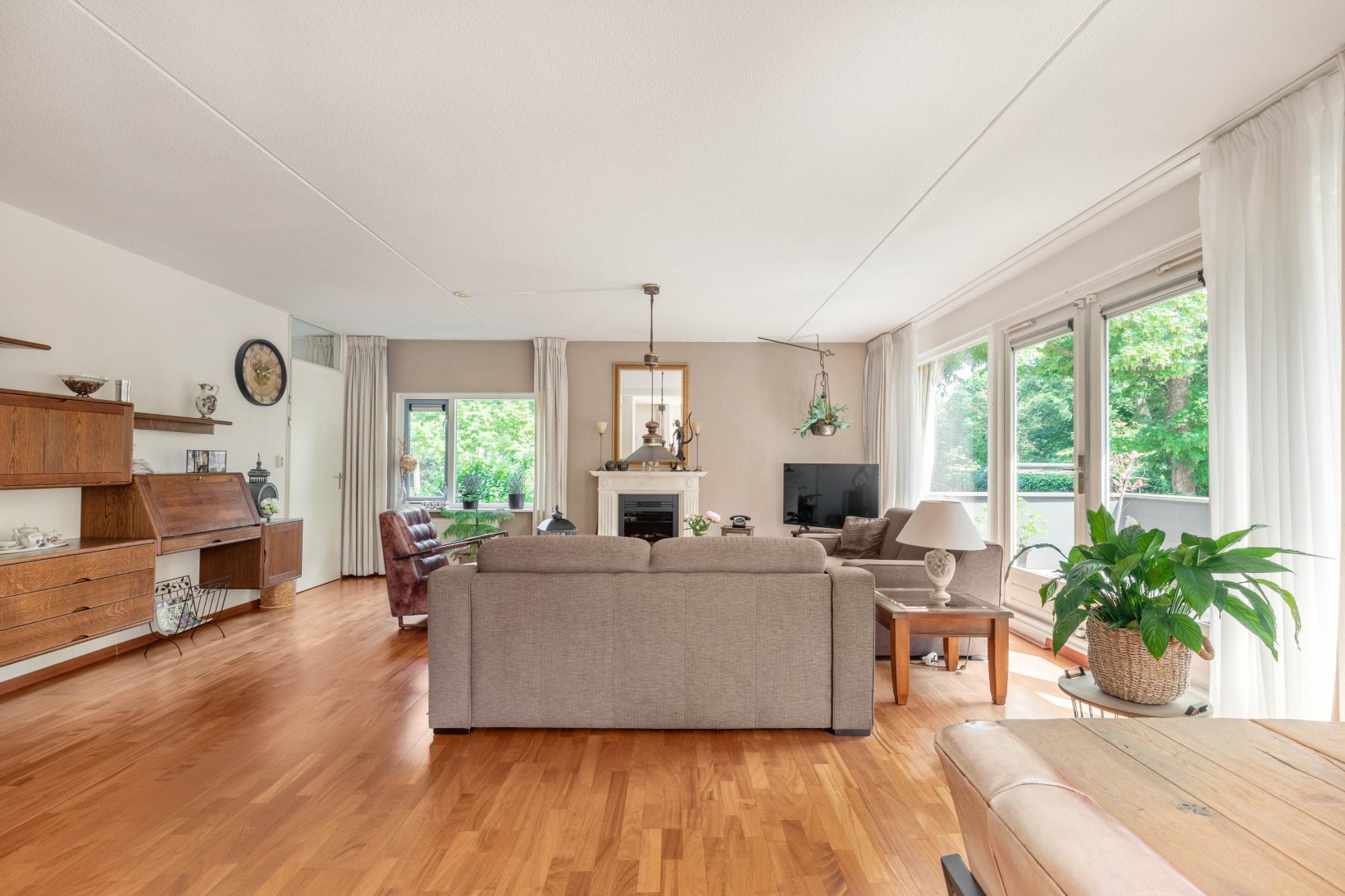 Appartement te koop: Caspar van Baerlehof 3, Beverwijk