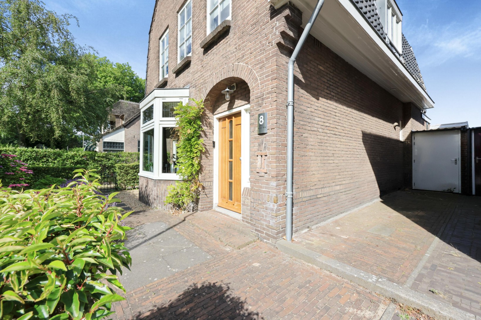 Vrijstaande woning te koop: Akerendamlaan 8, Beverwijk