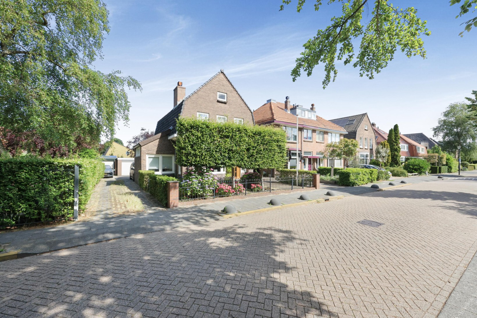 Vrijstaande woning te koop: Akerendamlaan 8, Beverwijk
