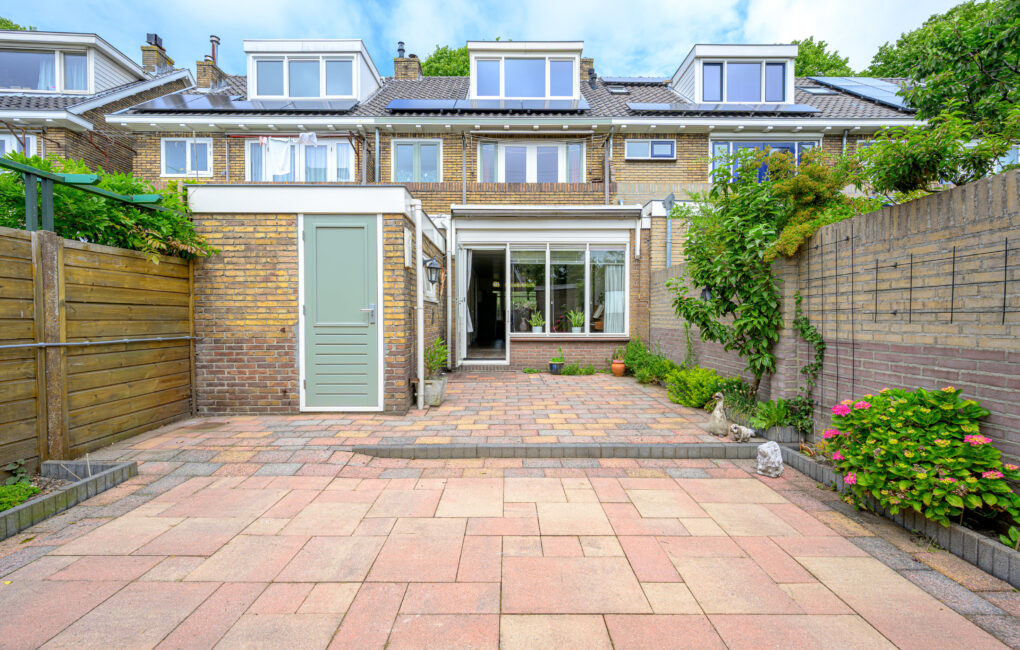 Tussenwoning te koop: Lindenlaan 27, Beverwijk
