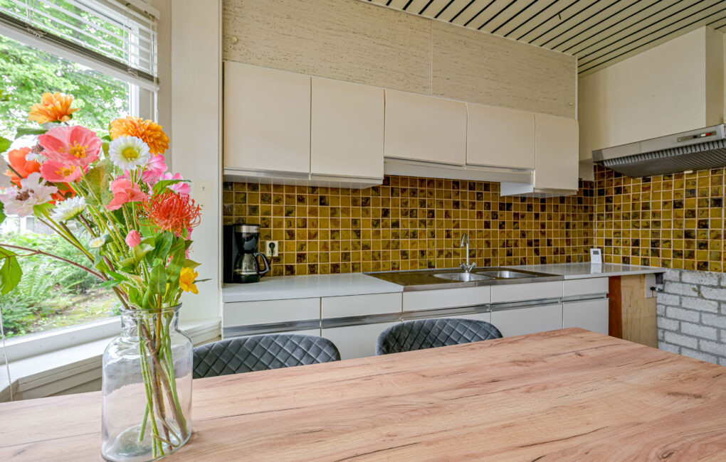 Tussenwoning te koop: Lindenlaan 27, Beverwijk