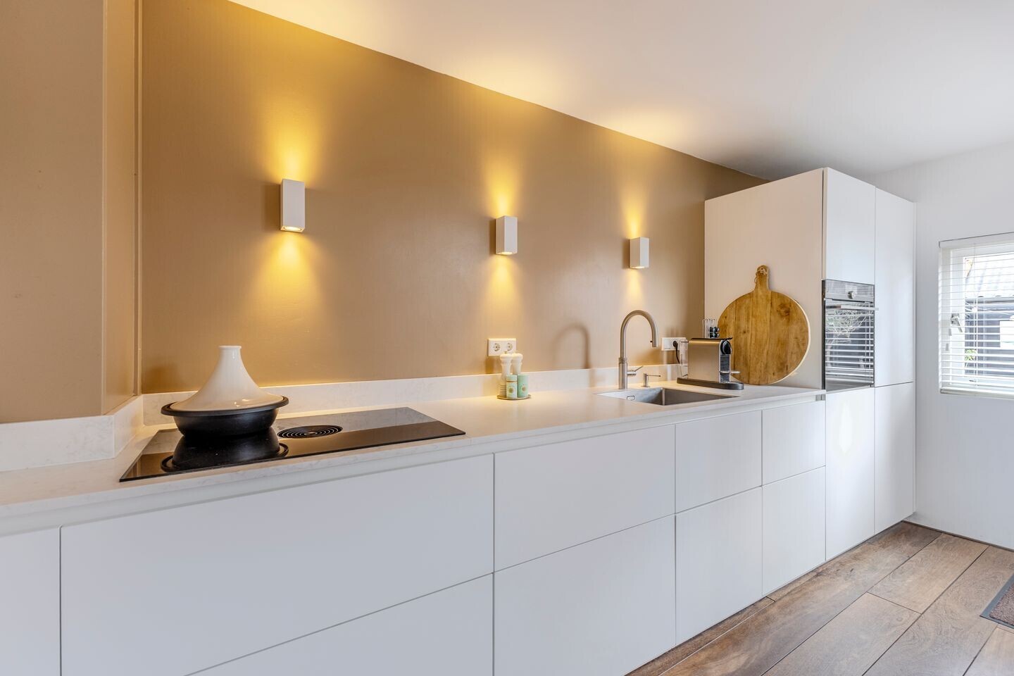Tussenwoning te koop: Acacialaan 74, Beverwijk