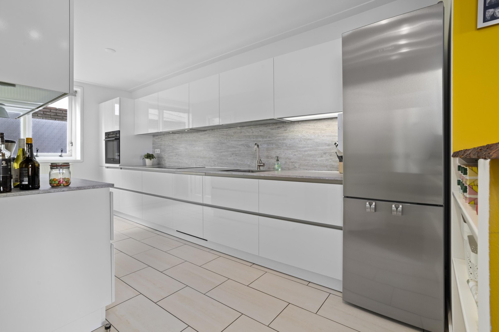 Tussenwoning te koop: Boeweg 6, Beverwijk