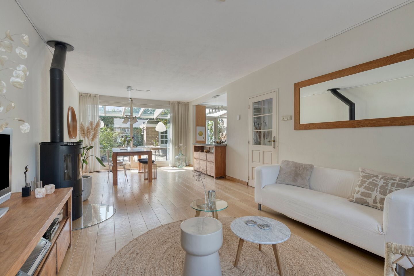 Tussenwoning te koop: Ligusterhof 18, Beverwijk