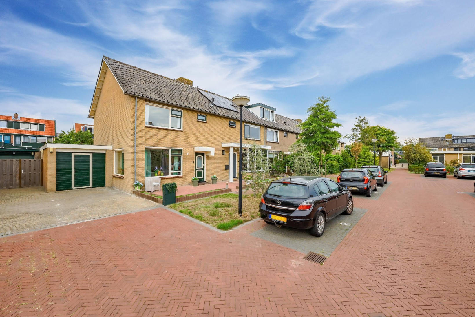 Hoekwoning te koop: Wingerd 39, Beverwijk