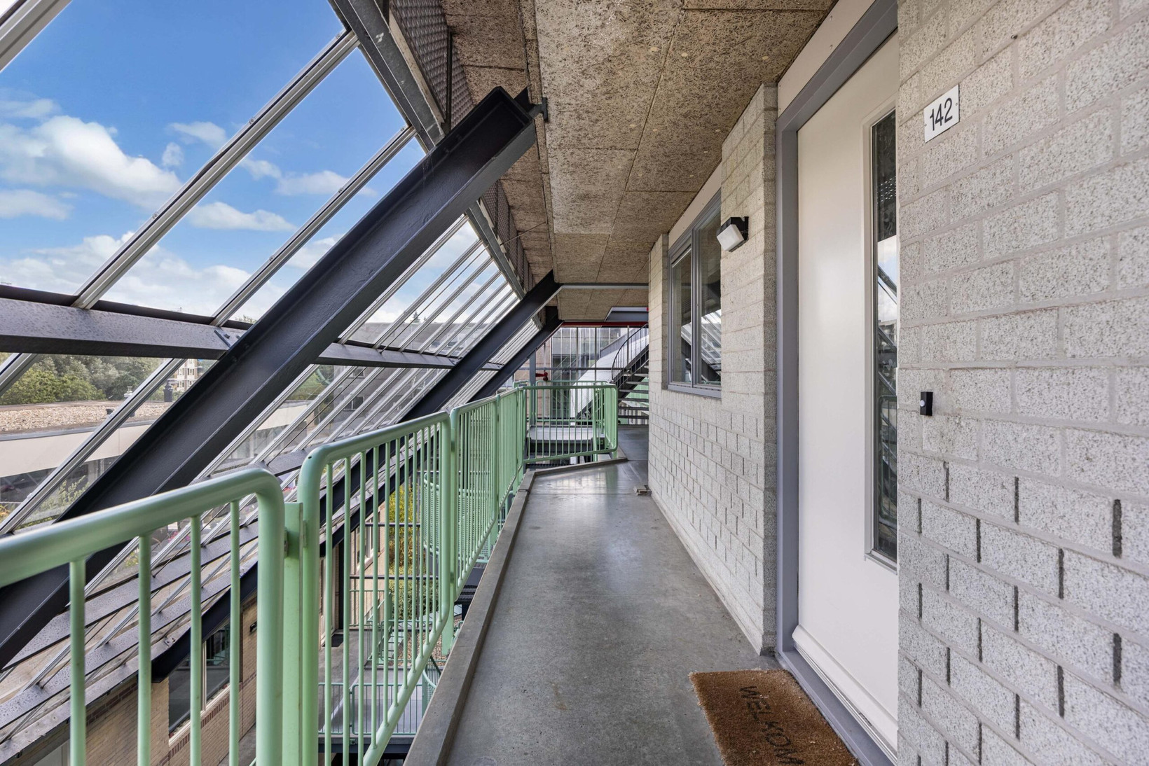 Appartement te koop: Laan der Nederlanden 142, Beverwijk
