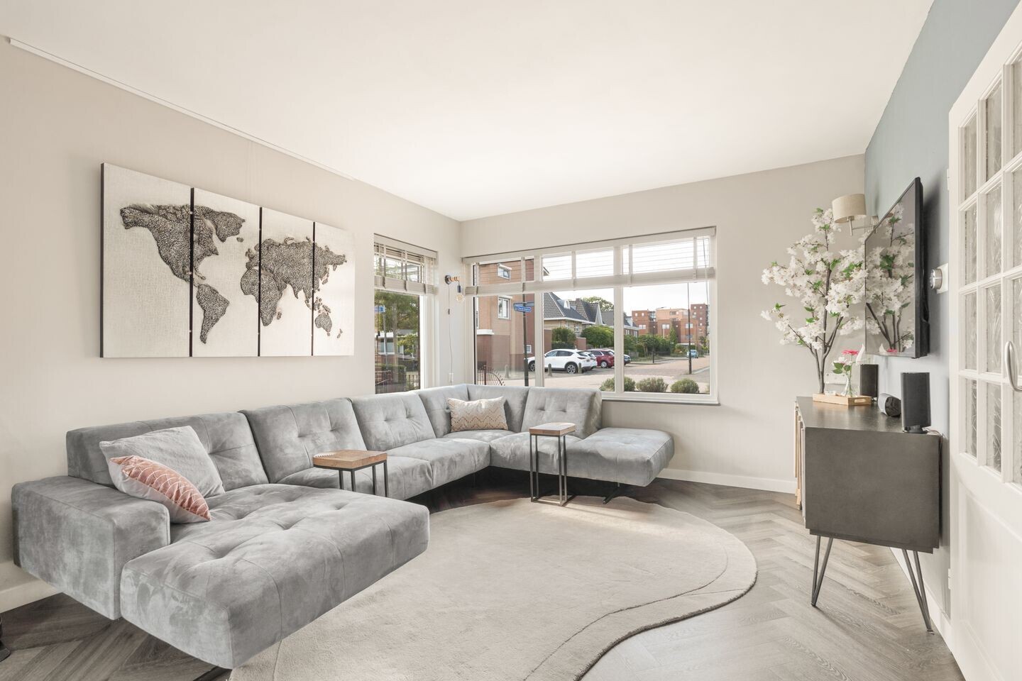 Hoekwoning te koop: Van Riemsdijklaan 1A, Beverwijk