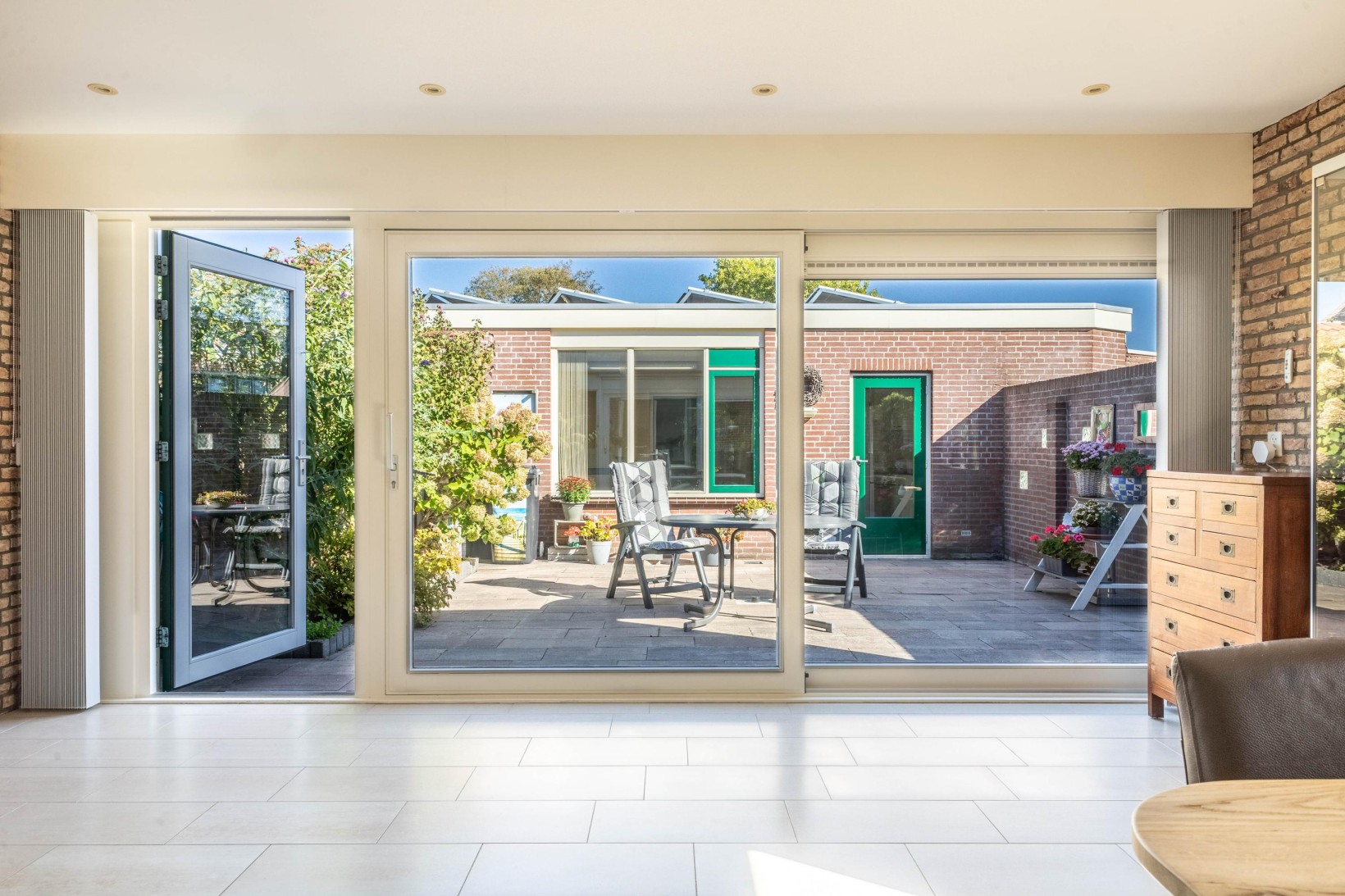 Hoekwoning te koop: Marga Klompélaan 25, Beverwijk