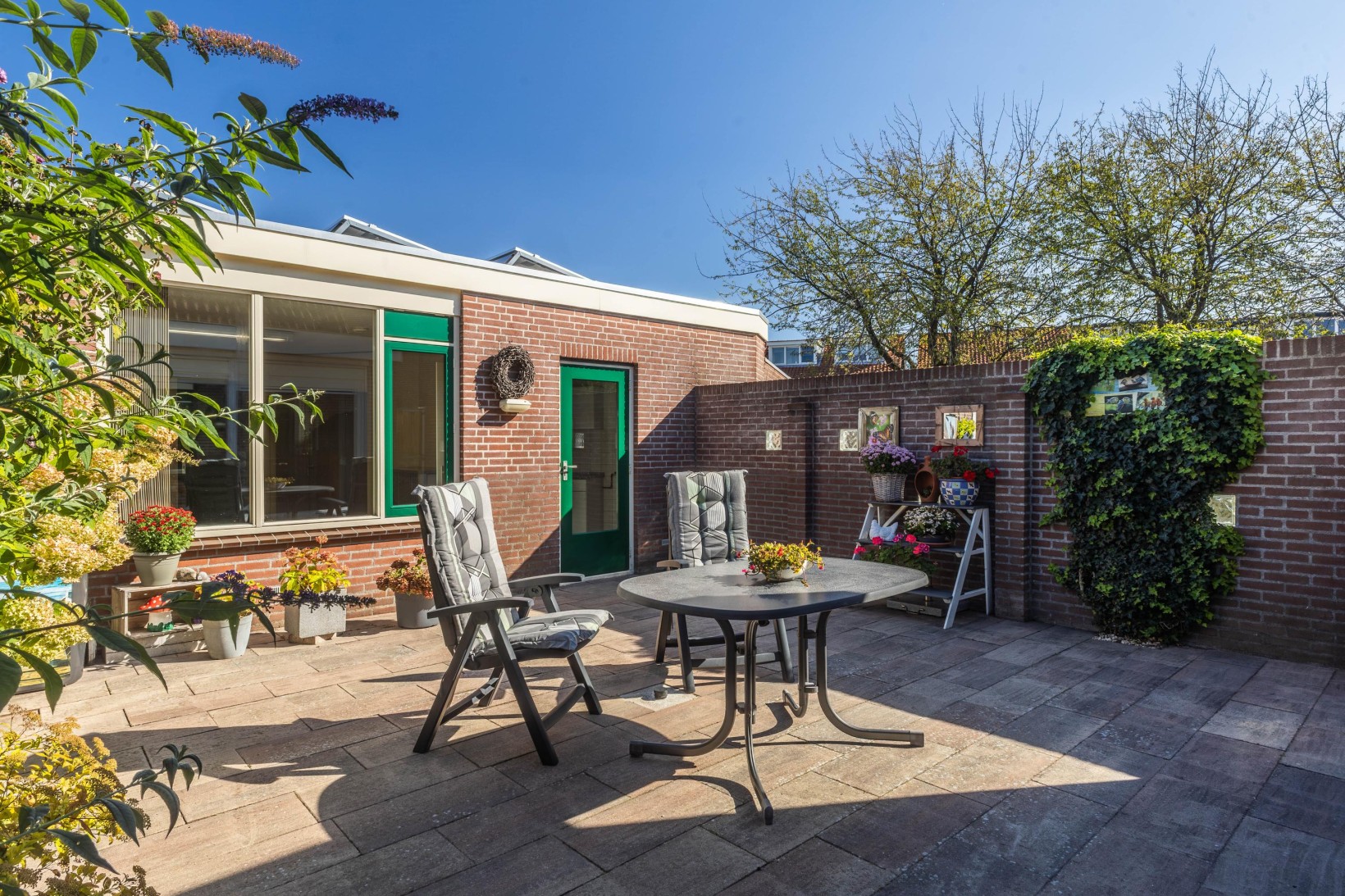 Hoekwoning te koop: Marga Klompélaan 25, Beverwijk