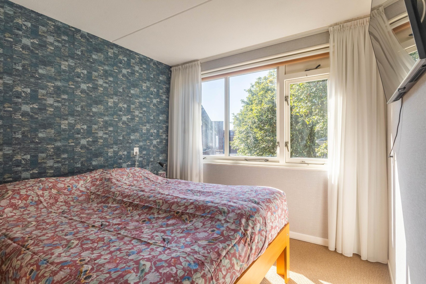 Hoekwoning te koop: Marga Klompélaan 25, Beverwijk