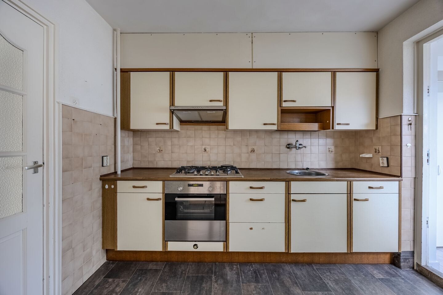 Tussenwoning te koop: Spoorsingel 102, Beverwijk