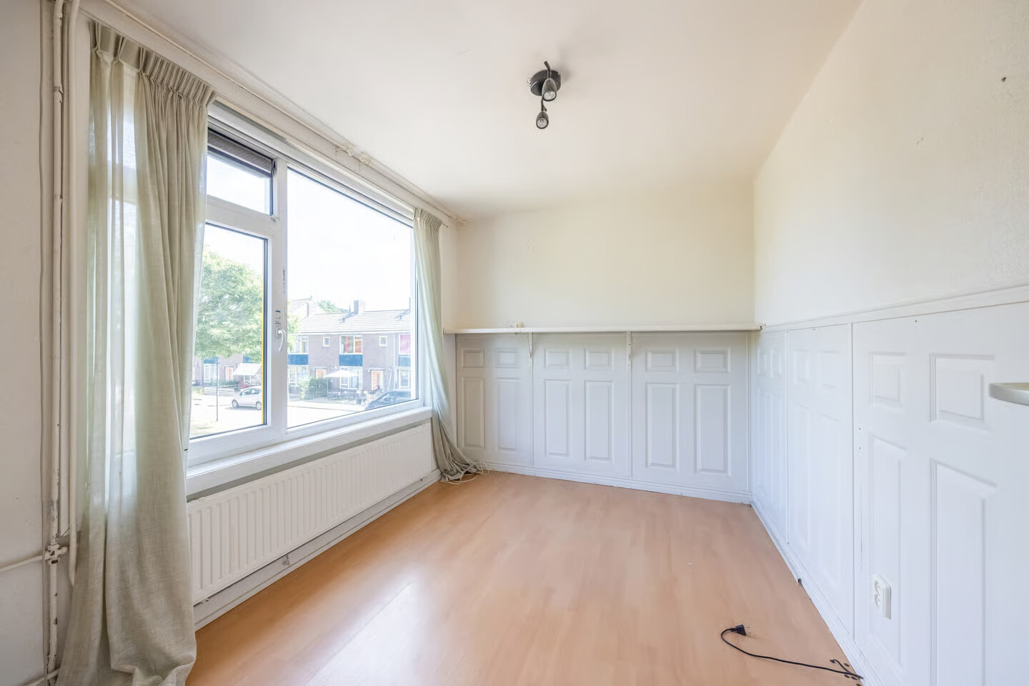 Tussenwoning te koop: Geulstraat 27, Beverwijk
