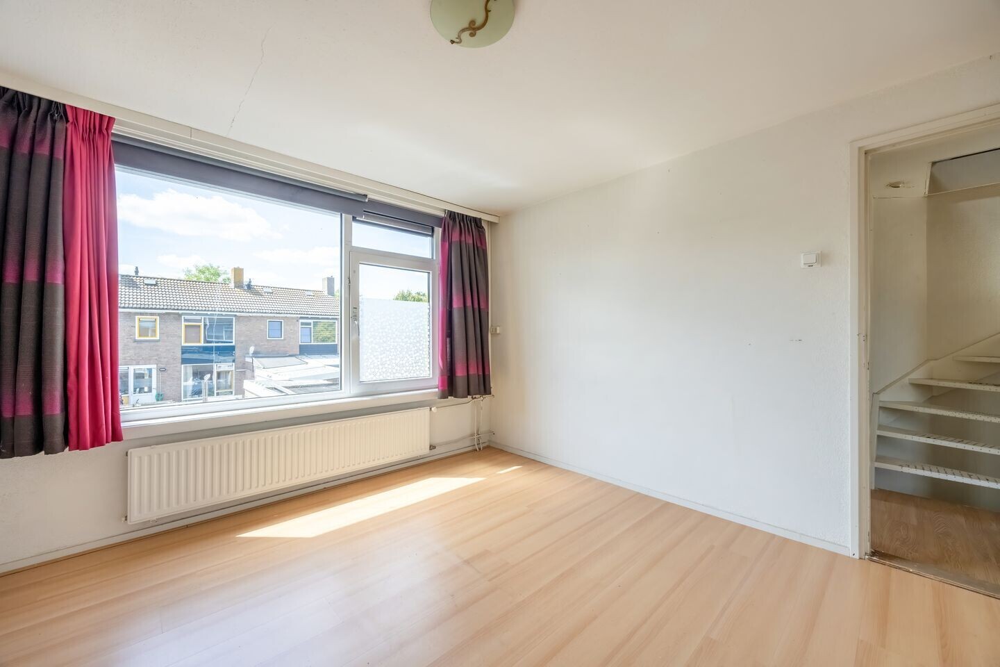 Tussenwoning te koop: Geulstraat 27, Beverwijk