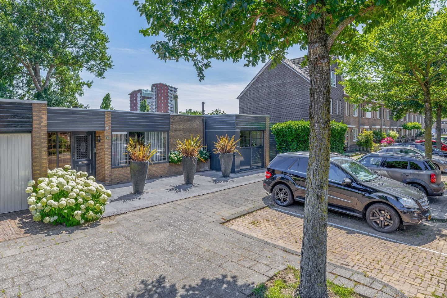 Hoekwoning te koop: Merwedestraat 13, Beverwijk