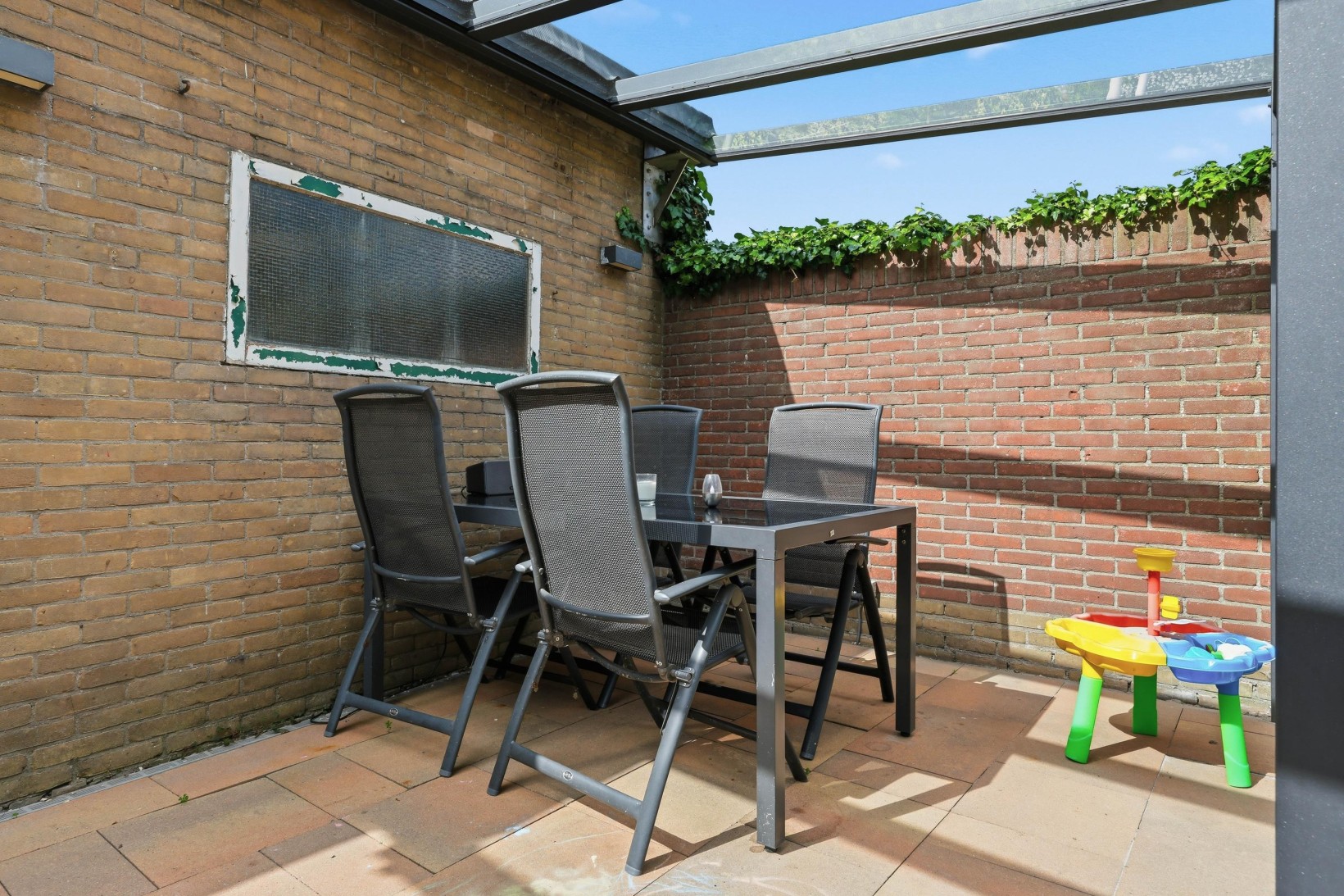 Tussenwoning te koop: Hendrik Mandeweg 6, Beverwijk