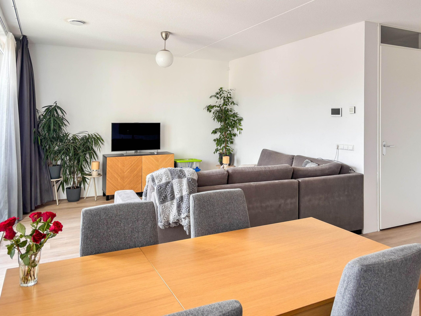 Appartement te huur: Vennelaan 66, Beverwijk