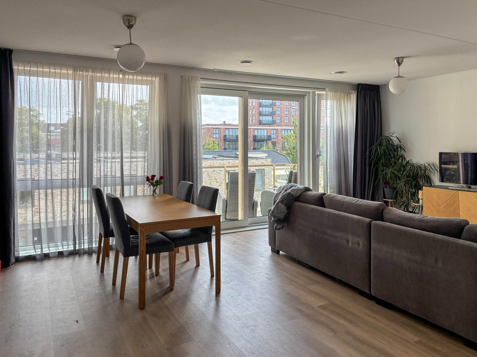 Appartement te huur: Vennelaan 66, Beverwijk