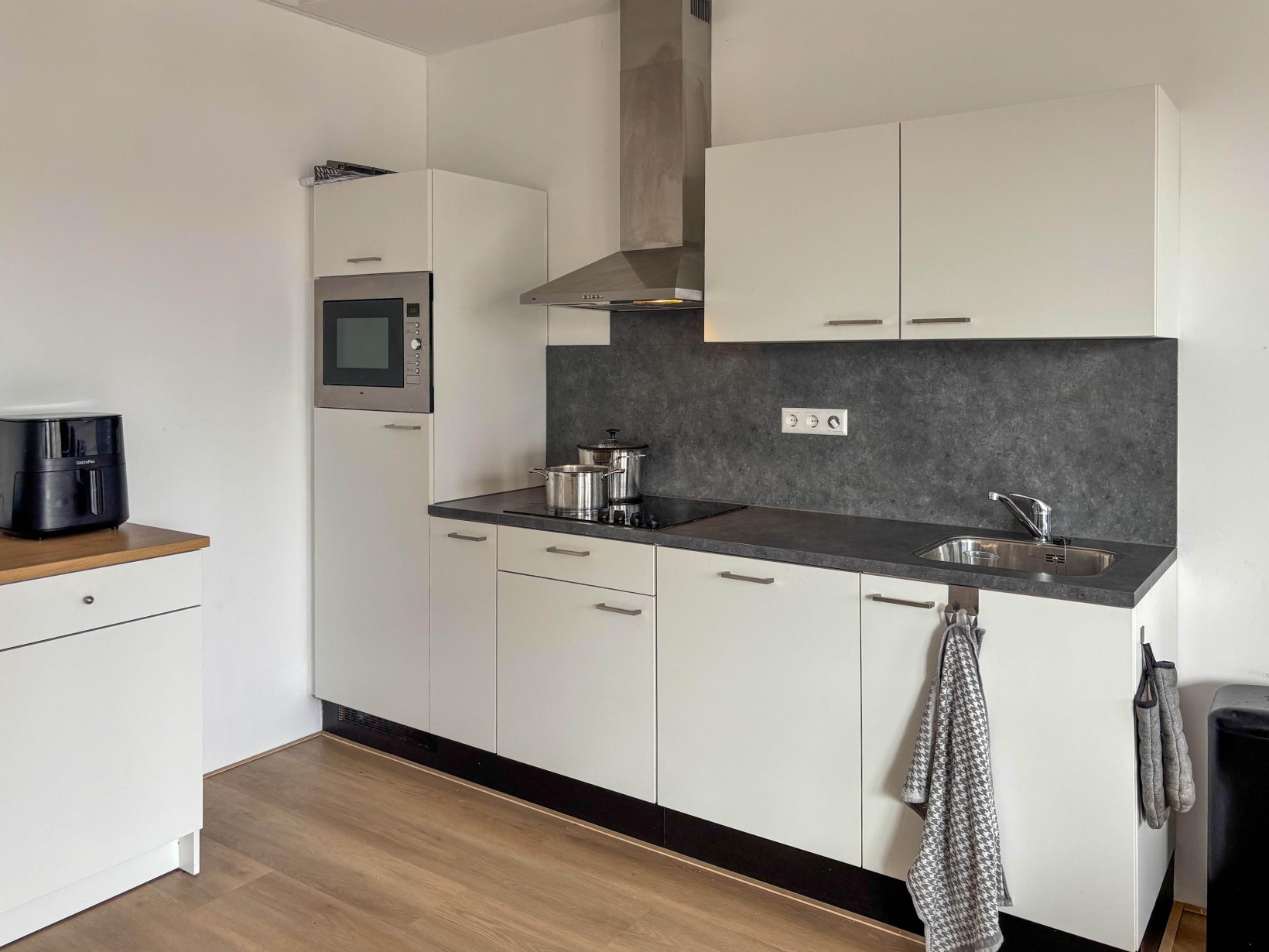 Appartement te huur: Vennelaan 66, Beverwijk