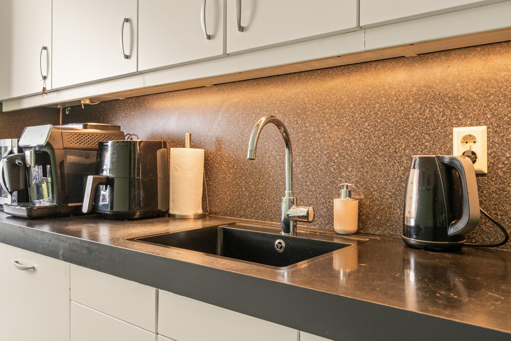 Appartement te koop: Beatrixlaan 28, Beverwijk