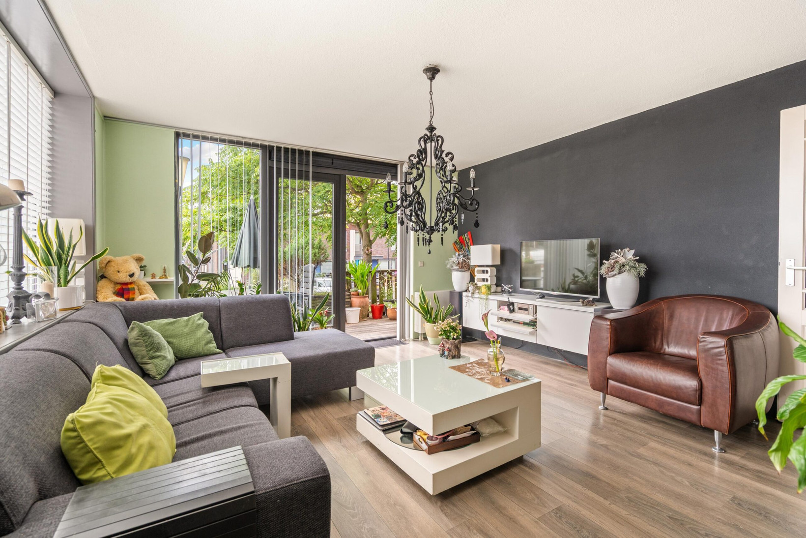 Appartement te koop: Beatrixlaan 28, Beverwijk