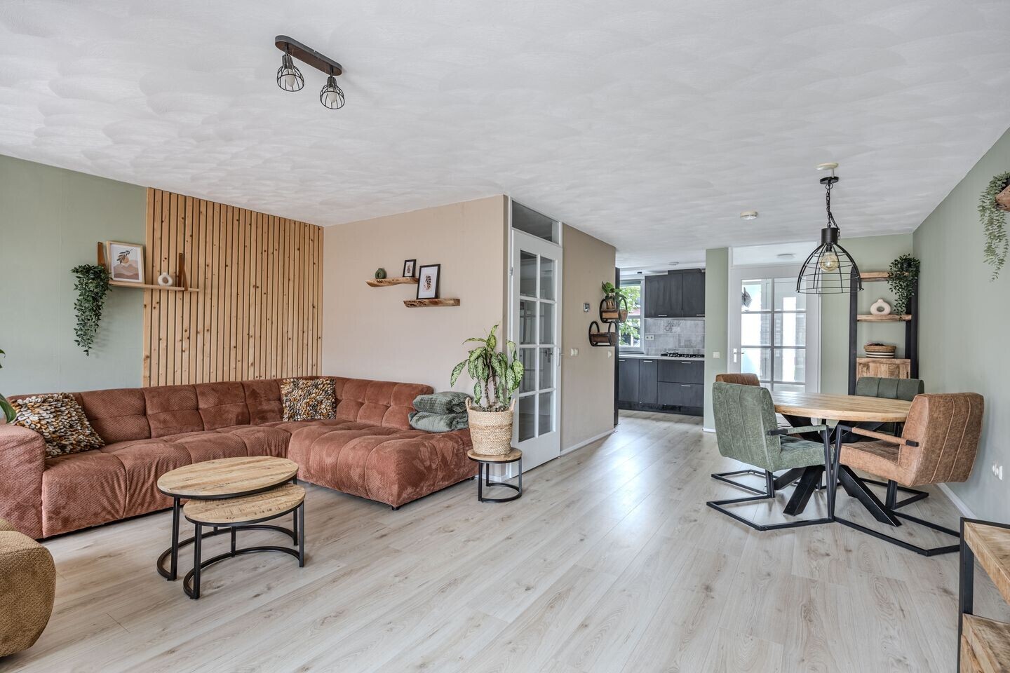 Tussenwoning te koop: Koos Speenhofflaan 40, Beverwijk