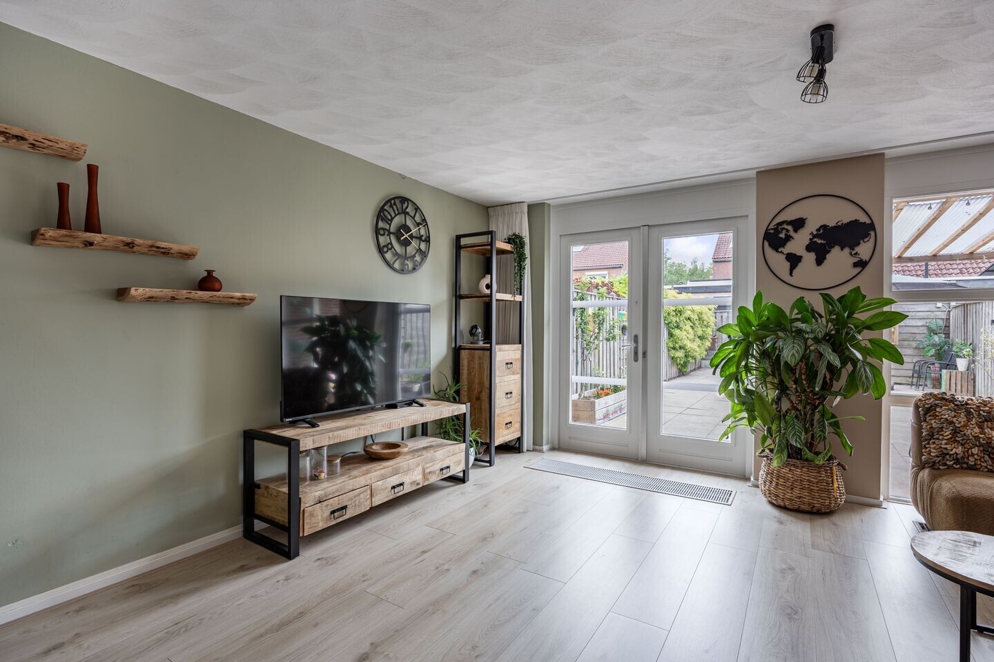 Tussenwoning te koop: Koos Speenhofflaan 40, Beverwijk