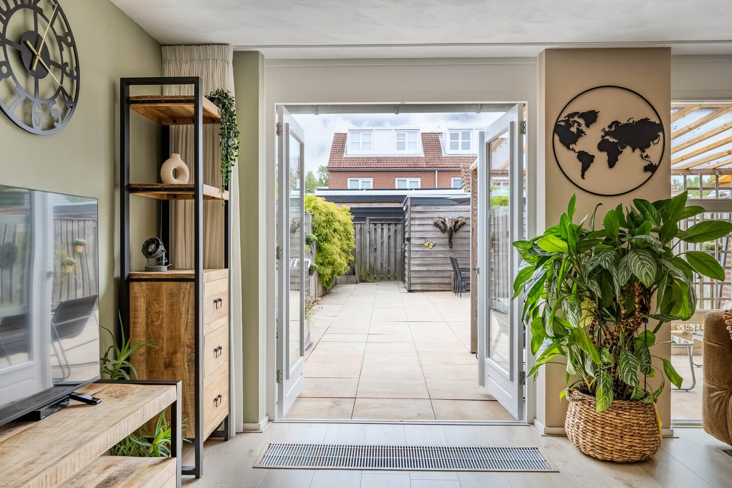 Tussenwoning te koop: Koos Speenhofflaan 40, Beverwijk