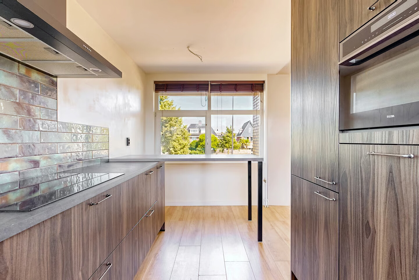 Tussenwoning te koop: Laan van Broekpolder 68, Beverwijk