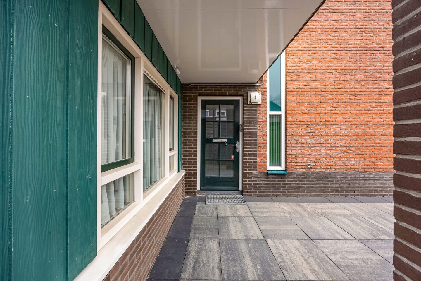 Hoekwoning te koop: Glenn Millerlaan 1, Beverwijk