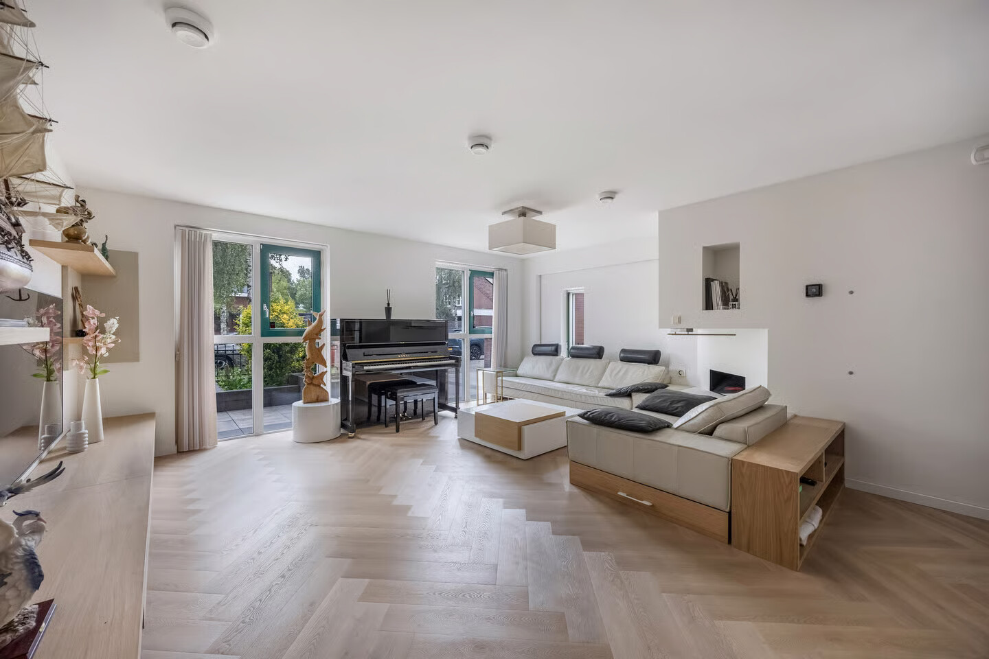 Hoekwoning te koop: Glenn Millerlaan 1, Beverwijk