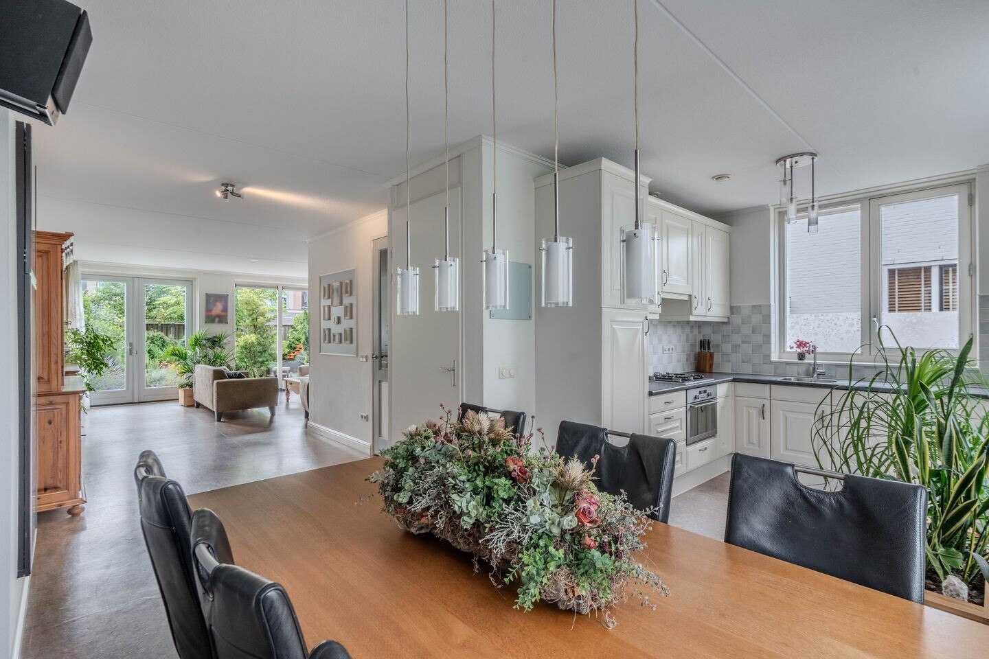 Tussenwoning te koop: Pytheas 46, Beverwijk