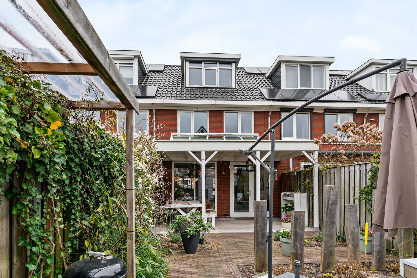 Tussenwoning te koop: Marie van Zeggelenlaan 22, Beverwijk