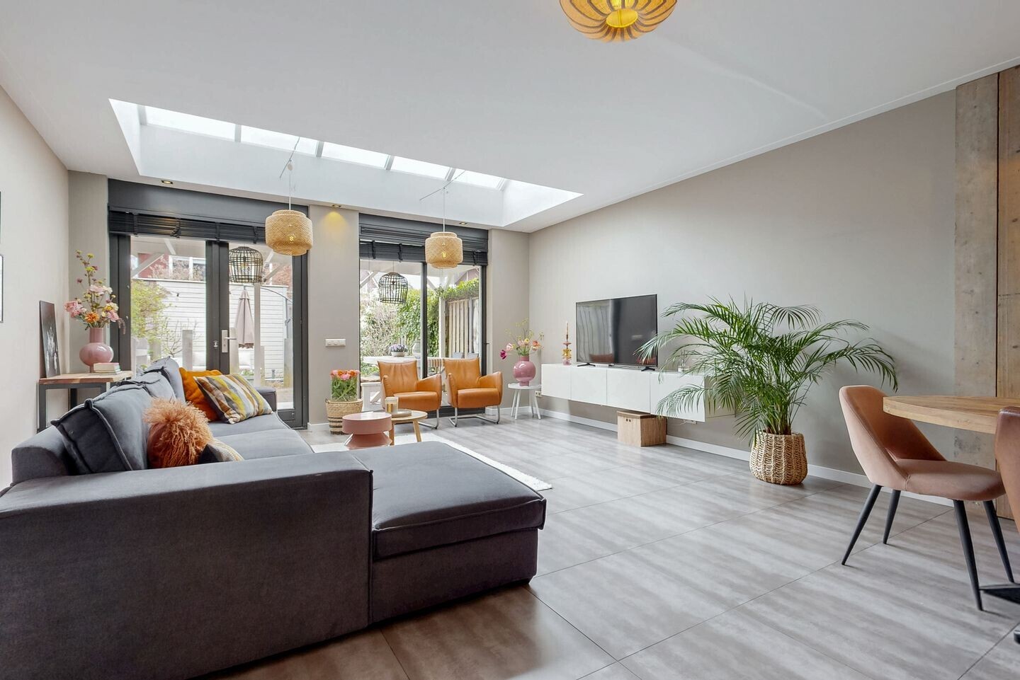 Tussenwoning te koop: Marie van Zeggelenlaan 22, Beverwijk