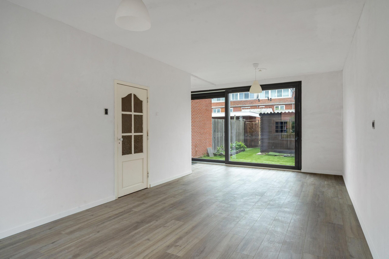 Tussenwoning te koop: Ladderbeekstraat 33, Velsen-Noord