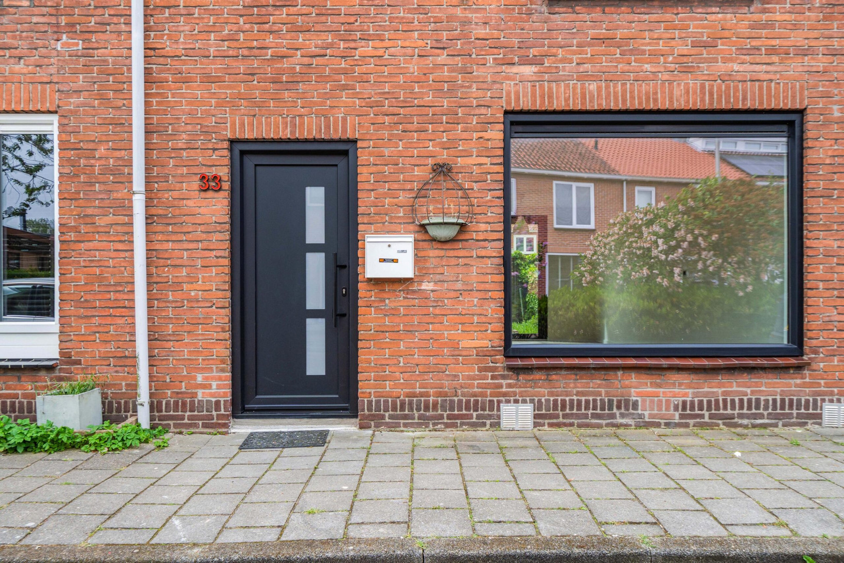 Tussenwoning te koop: Ladderbeekstraat 33, Velsen-Noord
