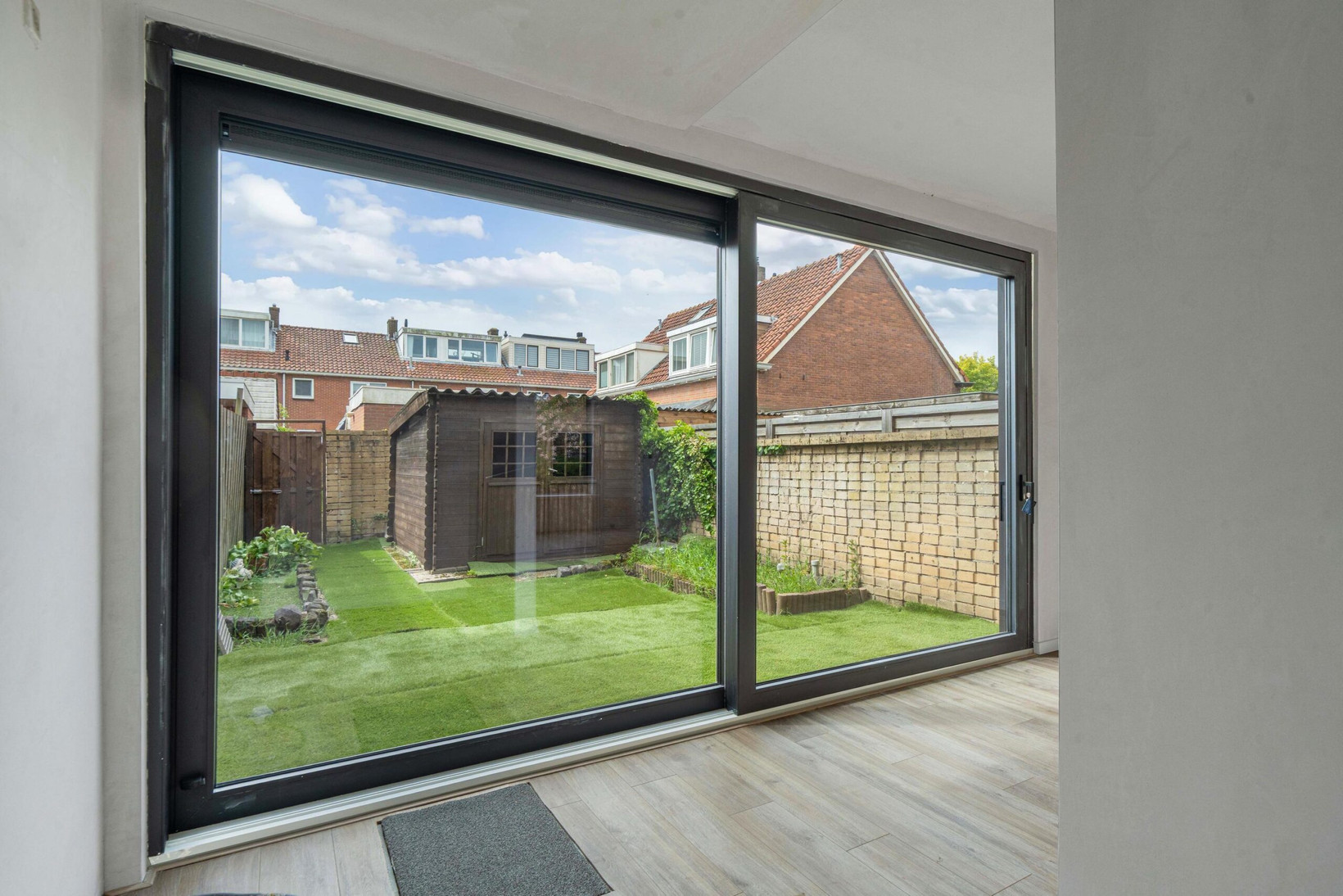 Tussenwoning te koop: Ladderbeekstraat 33, Velsen-Noord