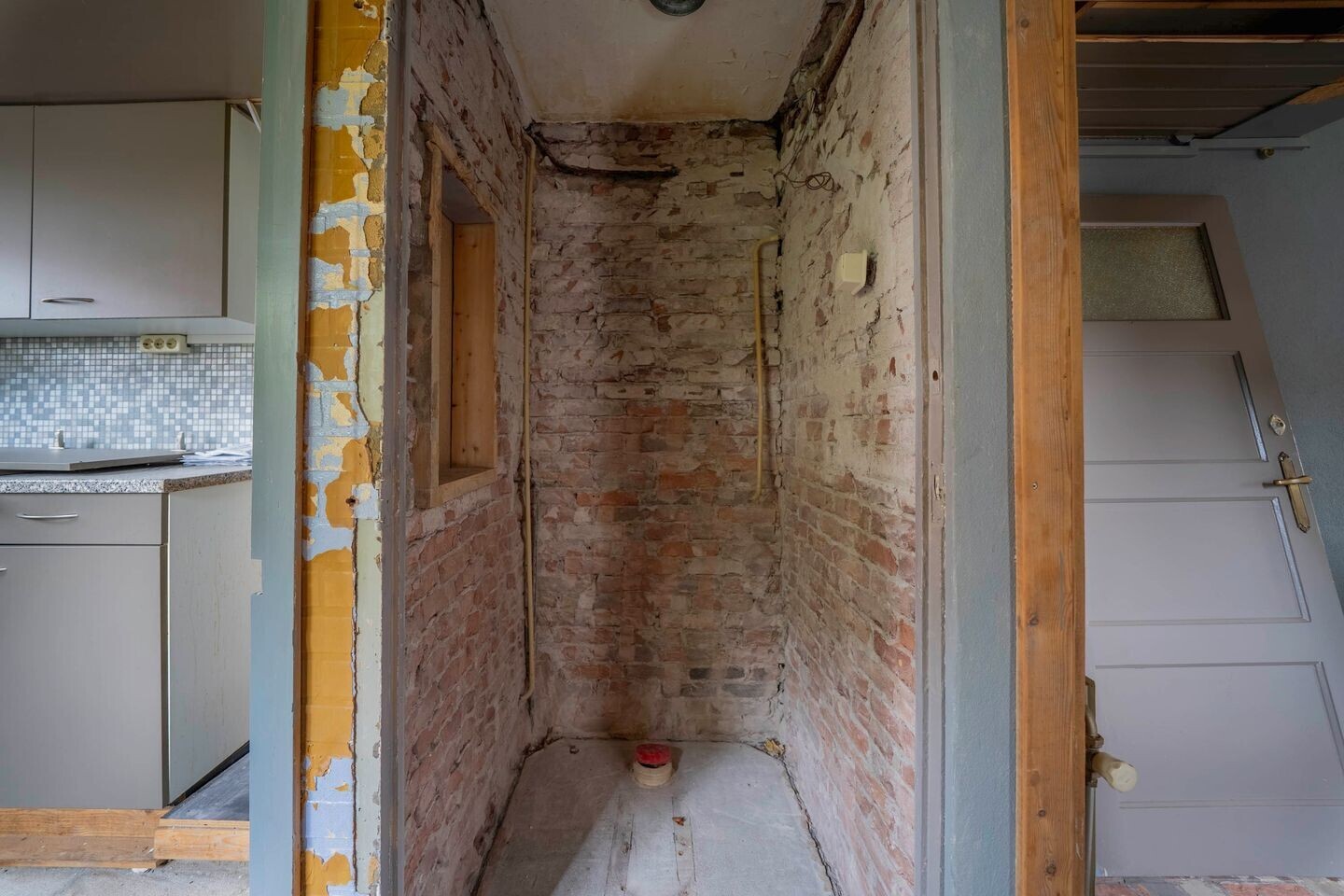 Tussenwoning te koop: Schoonoortstraat 3, Velsen-Noord