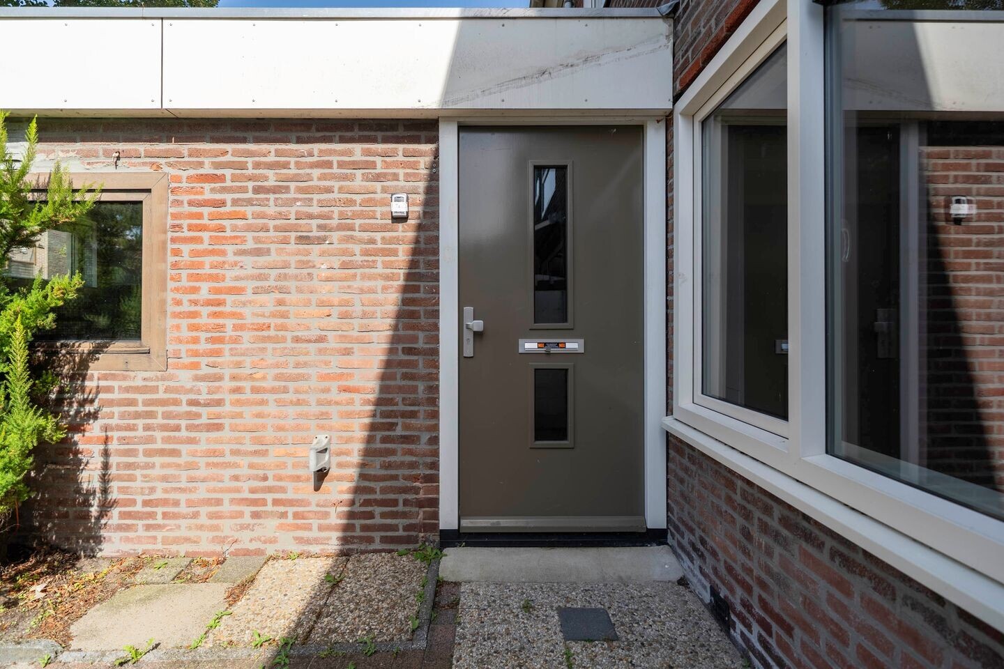 Tussenwoning te koop: Schoonoortstraat 3, Velsen-Noord