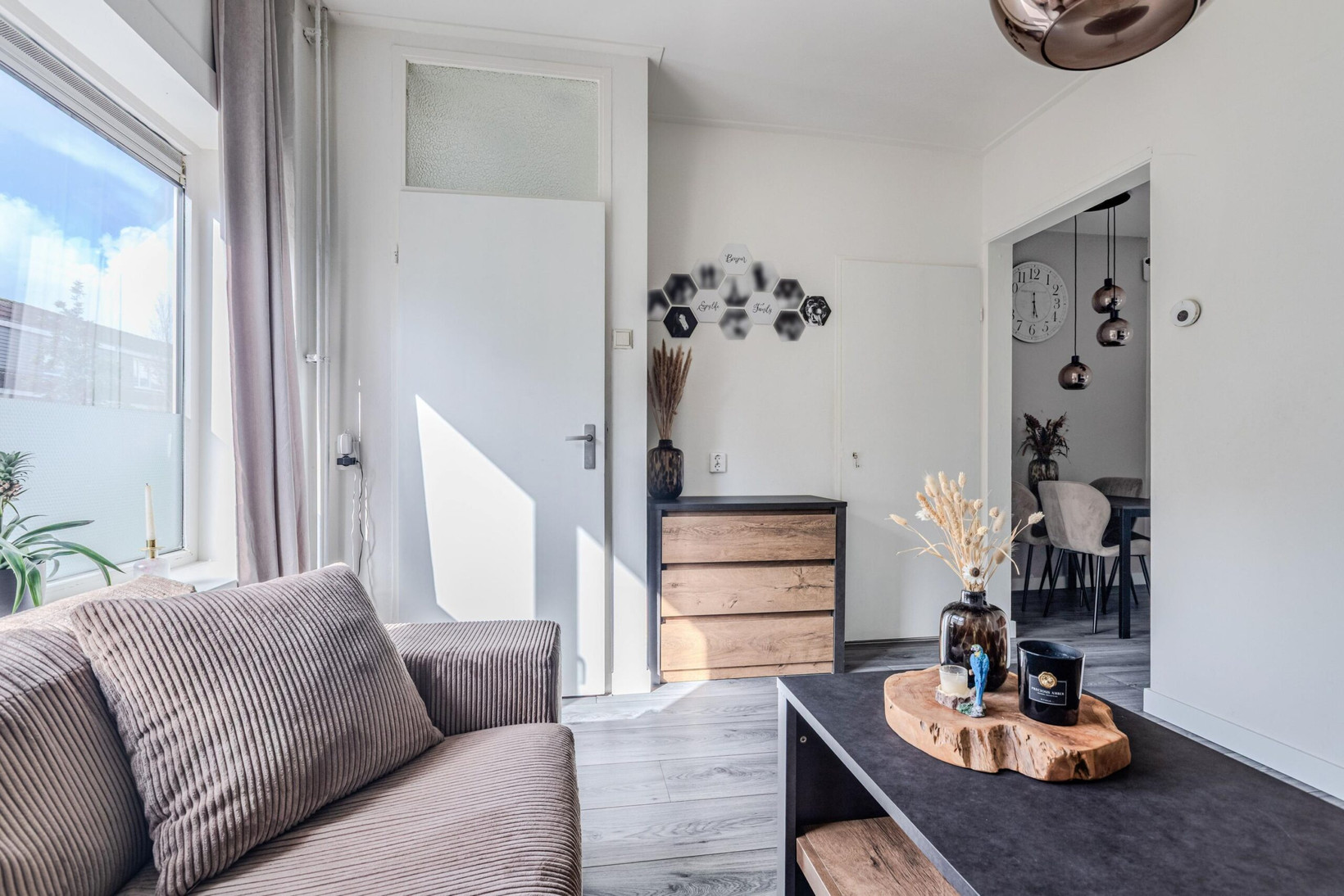 Tussenwoning te koop: Noorderlaan 21, Velsen-Noord