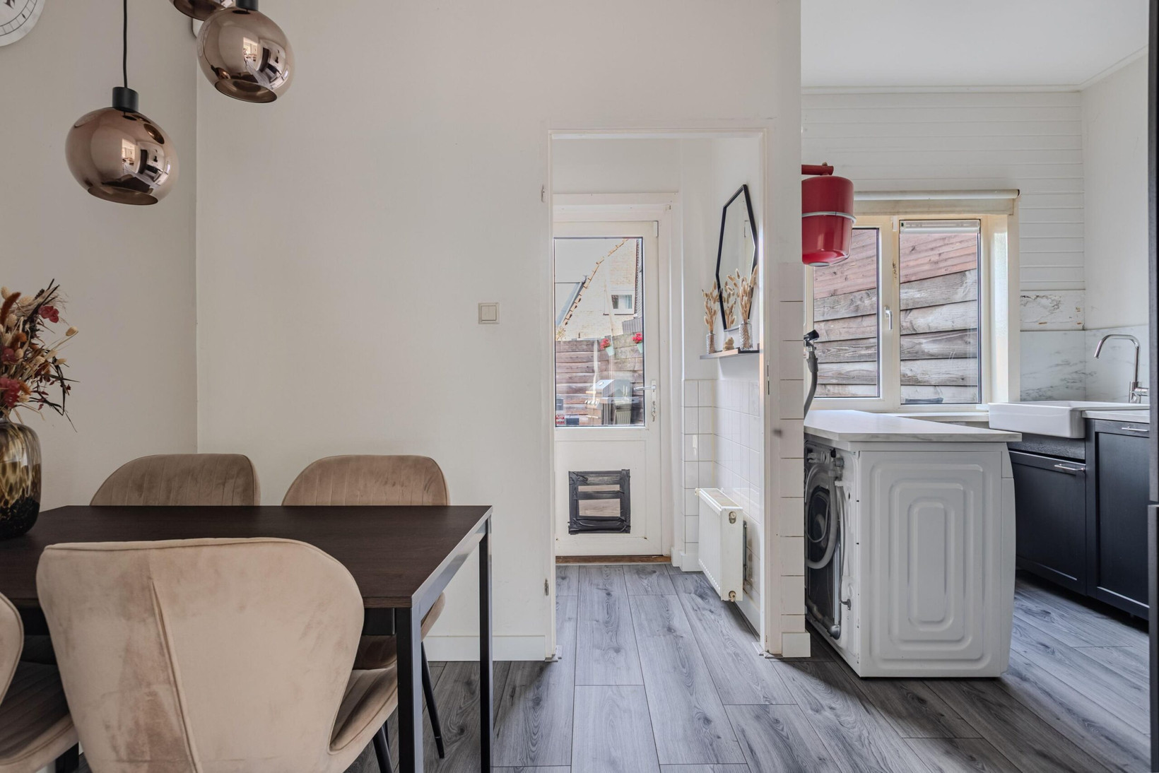 Tussenwoning te koop: Noorderlaan 21, Velsen-Noord