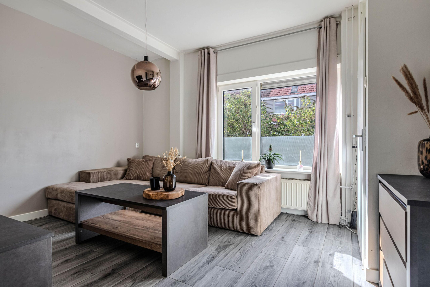 Tussenwoning te koop: Noorderlaan 21, Velsen-Noord