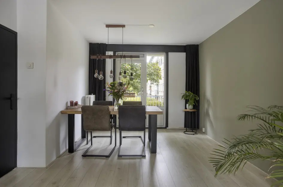 Appartement te koop: Bachstraat 86, Heemskerk